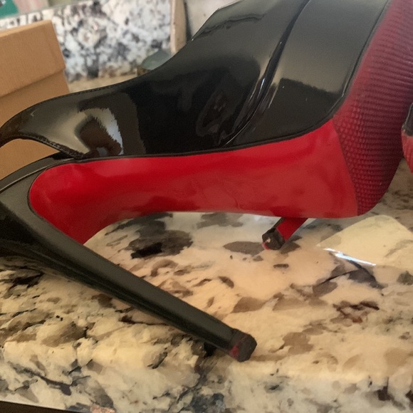 Shoes 👠 - Picture 7 of 17